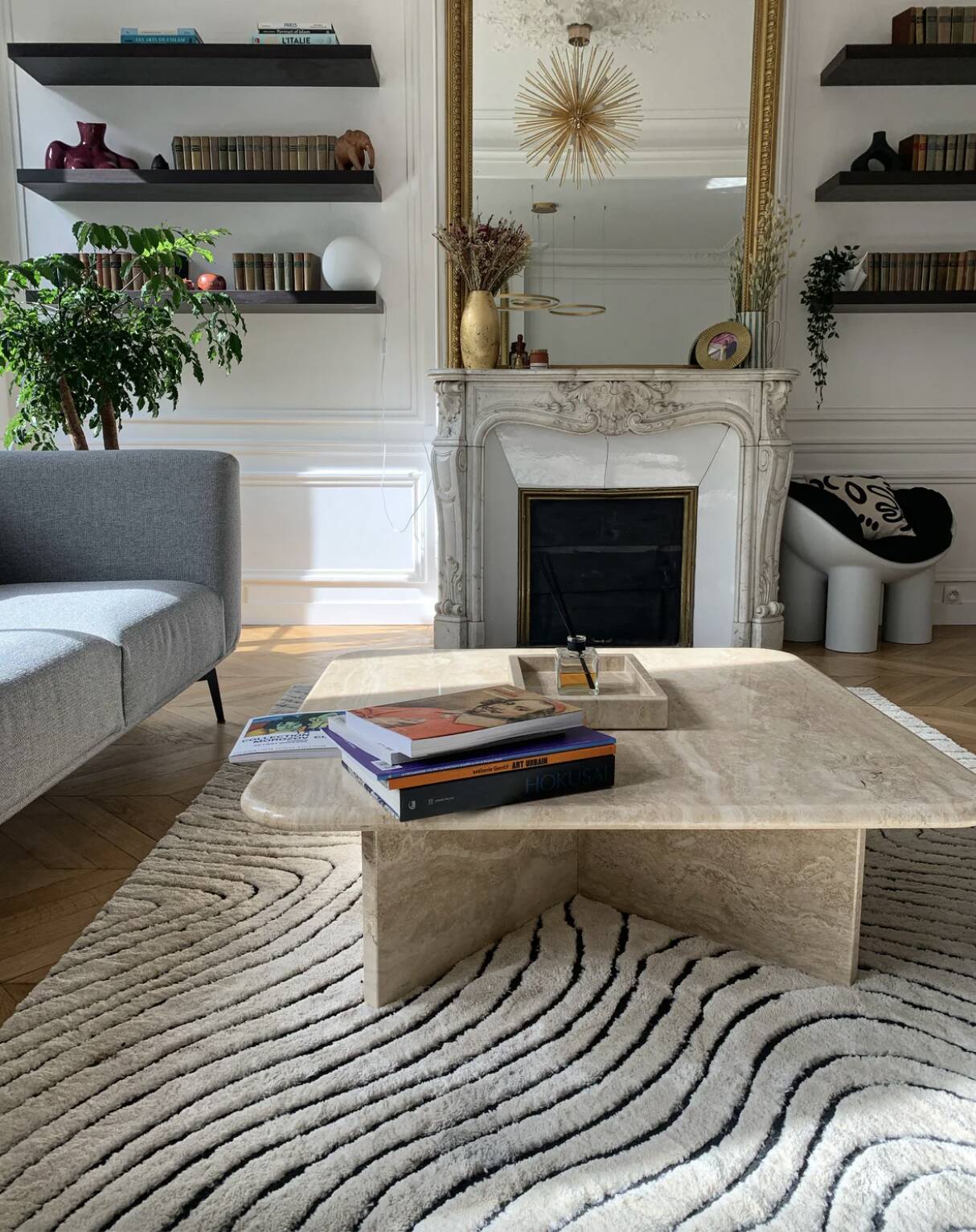 Square coffee table 100% Roman Travertine