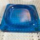 Cendrier en verre bleu 1970