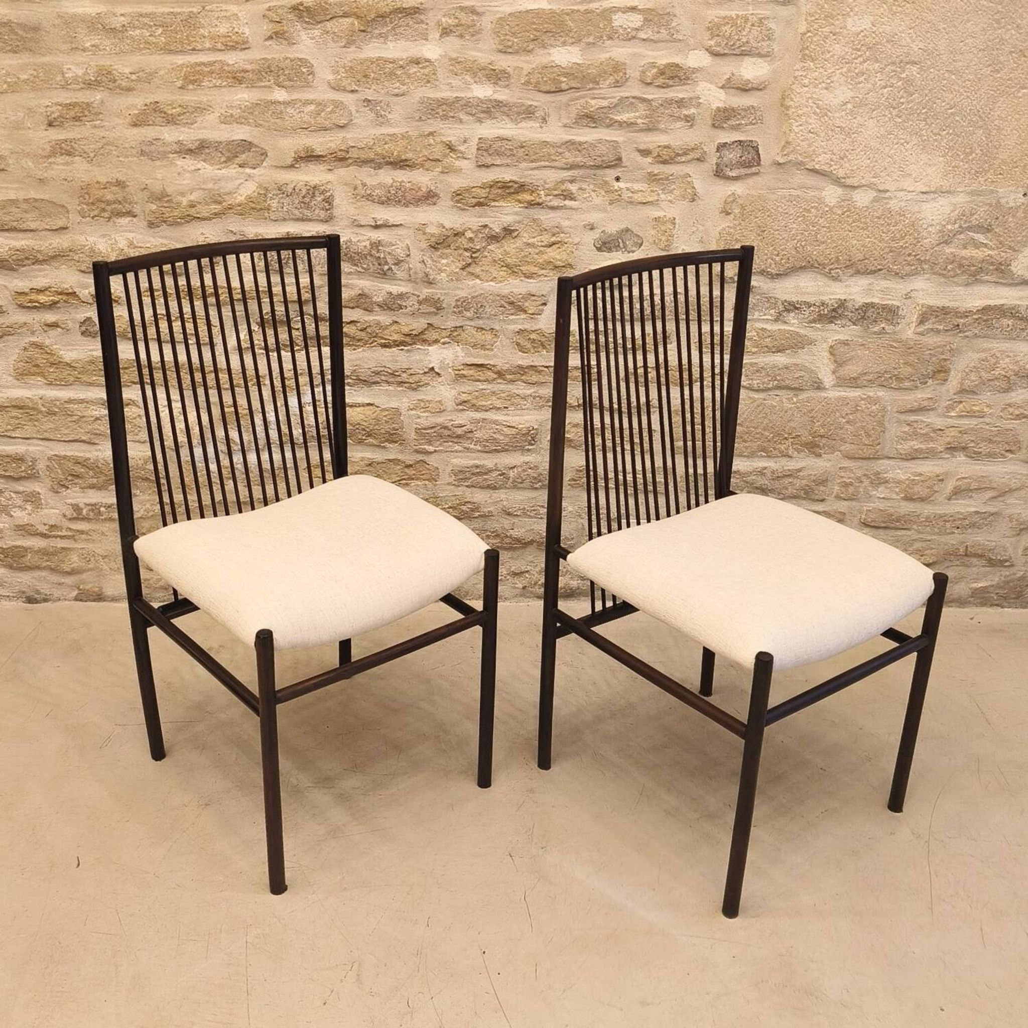 Pair of sculptural chairs, Brazilian design, Joaquim Tenreiro, 1950