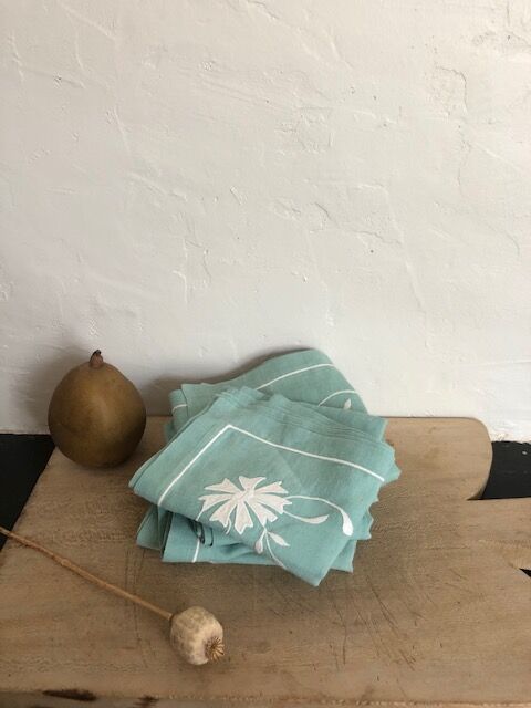 Set of 5 embroidered vintage napkins