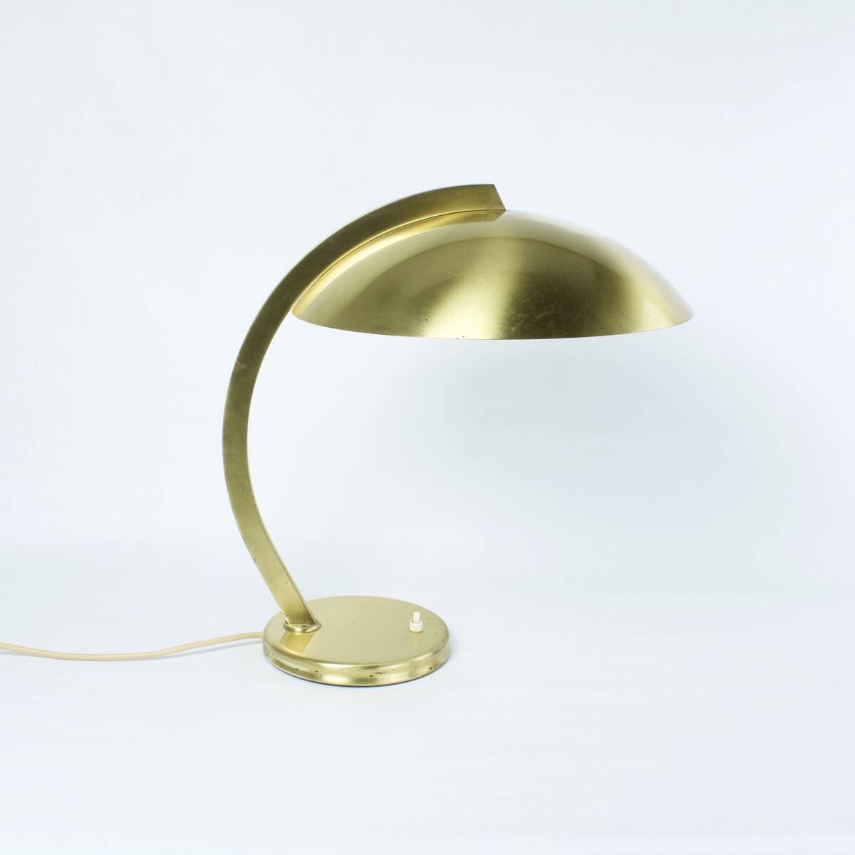 Bauhaus desk lamp, Art Deco in Brass, by Egon Hillebrand, 1930-40.
