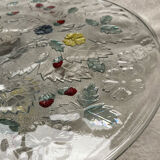 Cake stand with strawberry decoration