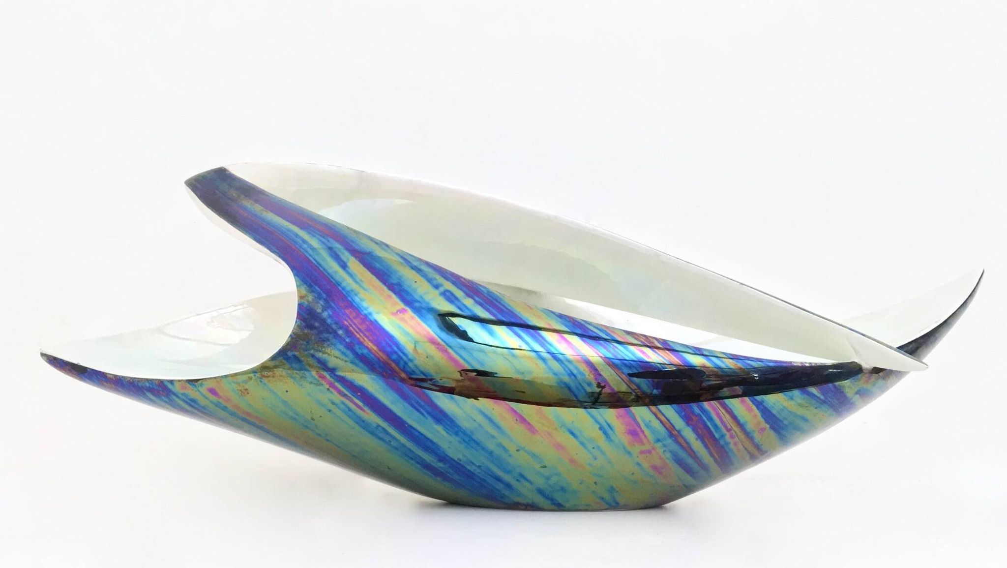 Vintage White and Iridescent Ceramic Bowl or Centerpiece N 6768 by Lusso