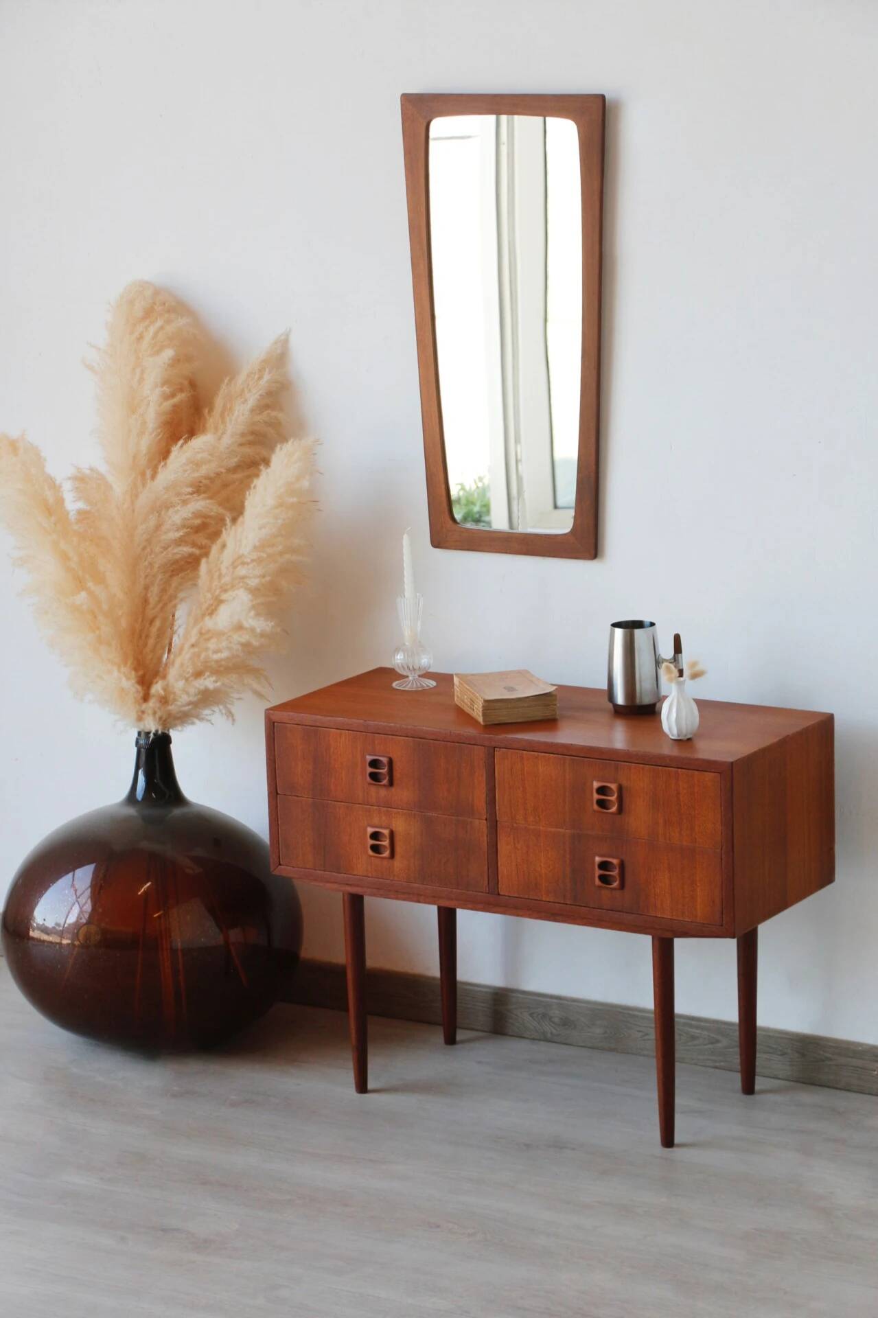 Small Scandinavian teak chest of drawers from the 1960s.