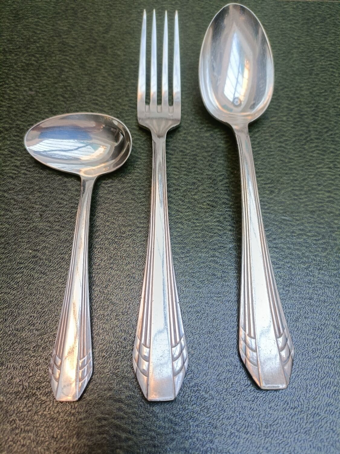 Set de couverts en métal argenté