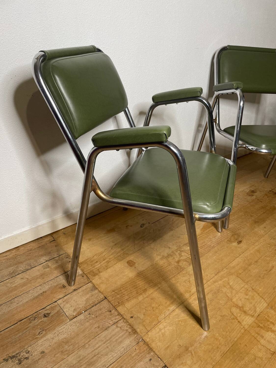 Paire de fauteuils métal chromé vintage année 60/70