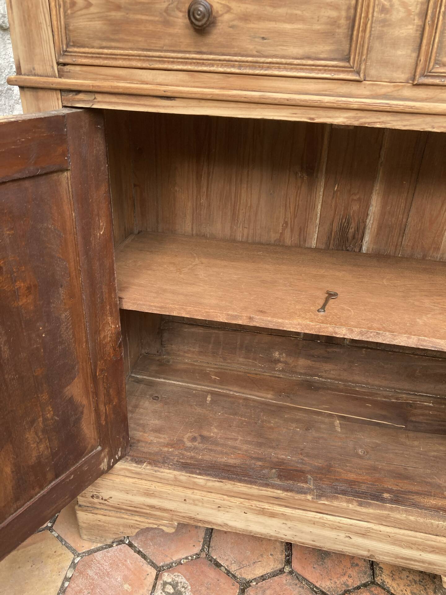 Old buffet