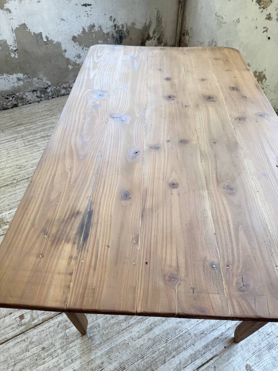 Beech and pine farmhouse table with spindle legs 170 cm