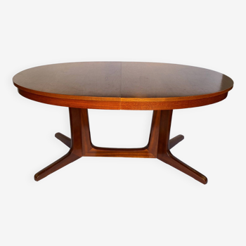 Scandinavian extendable oval round table in teak lg 160 to 240cm vintage an60