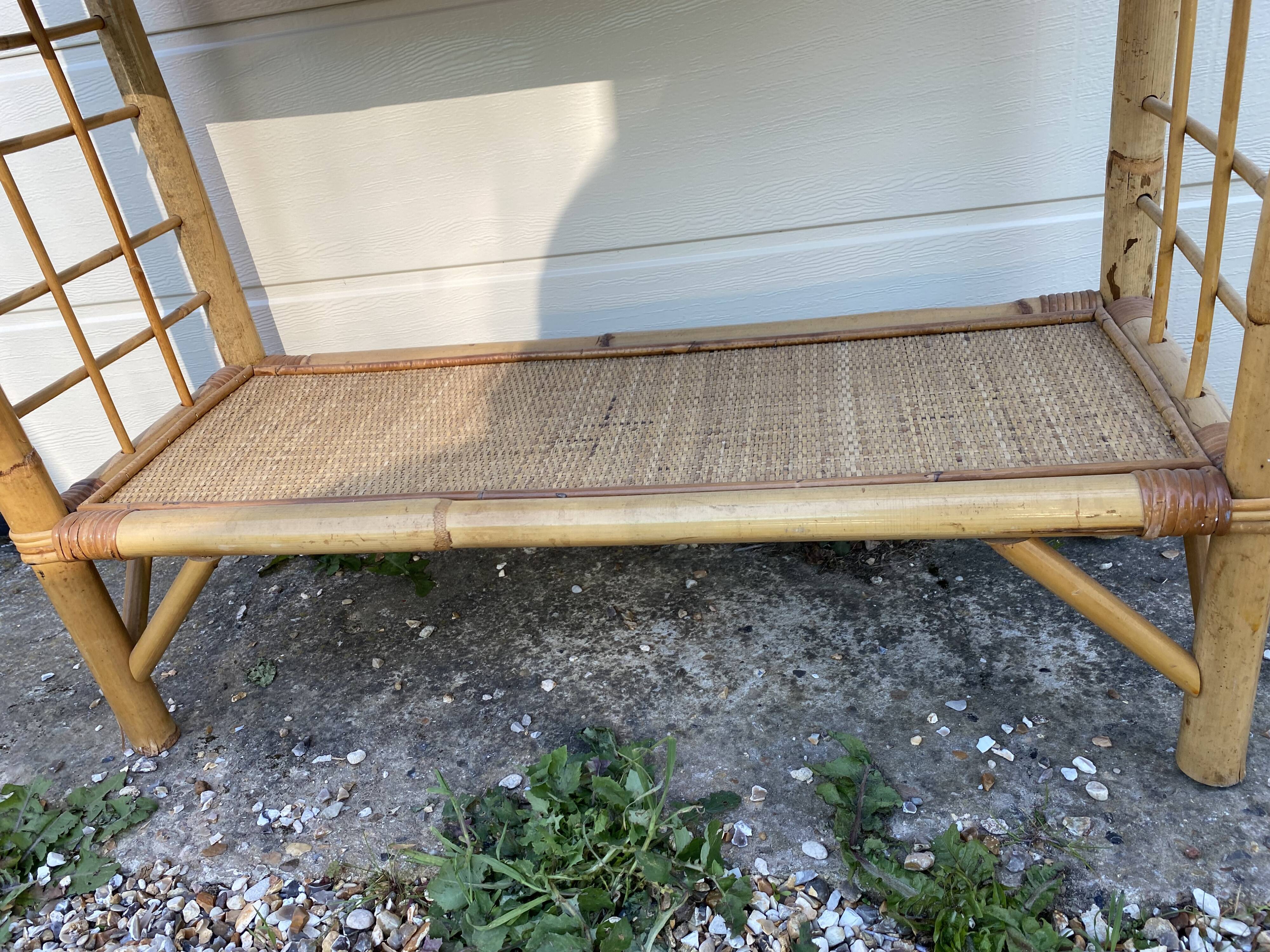 Bookcase Vintage rattan shelf