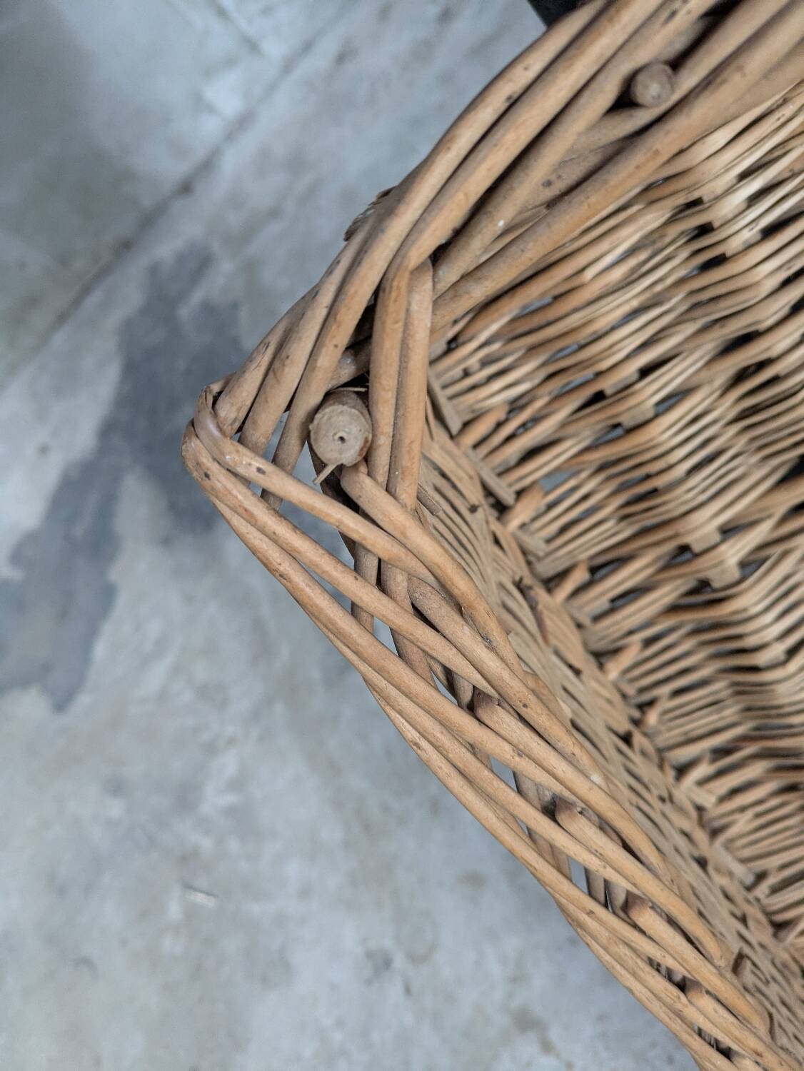 Large baker's basket