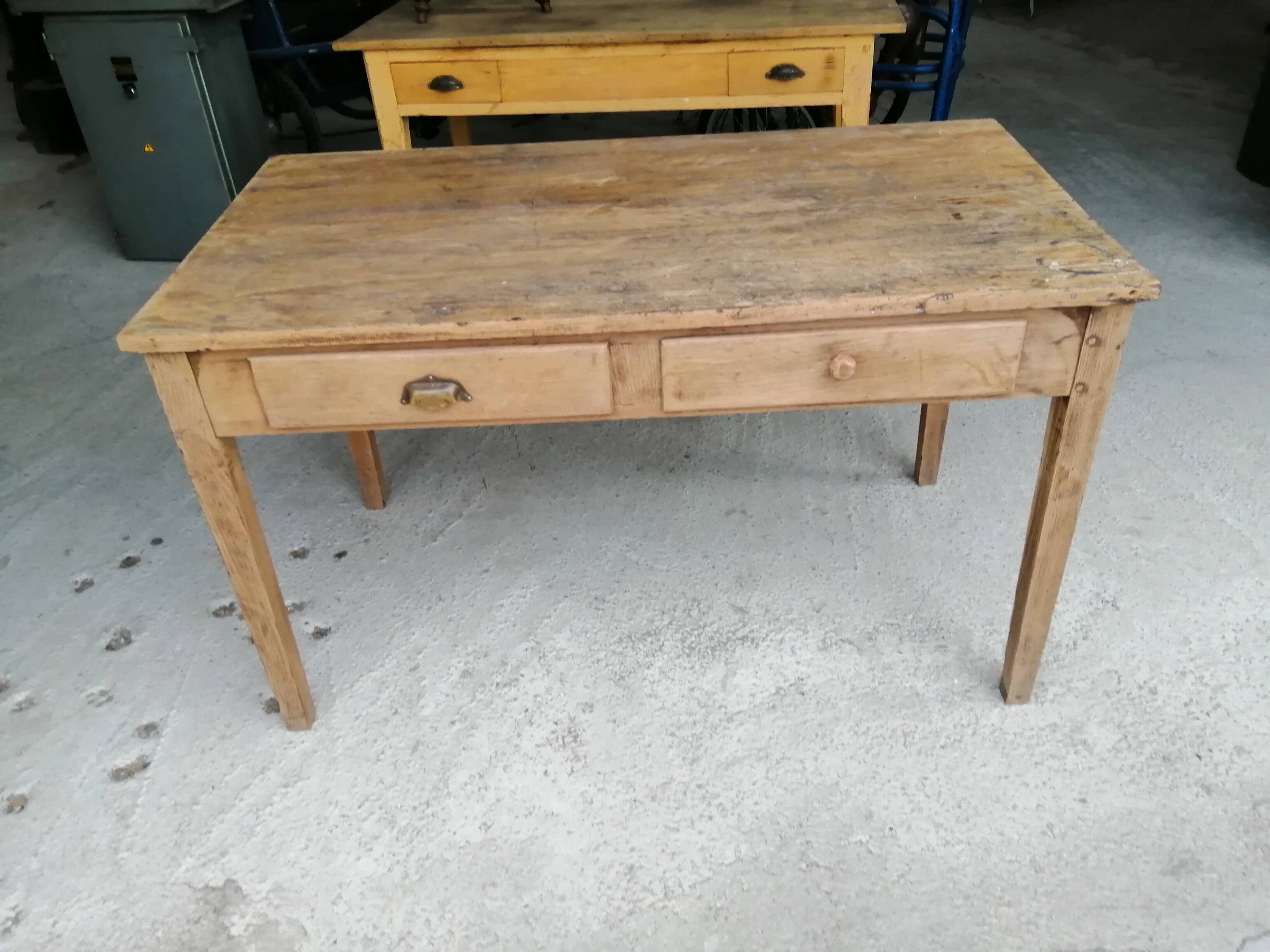 Table de ferme avec 2 tiroirs