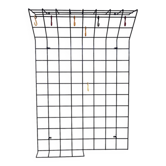 Porte-manteau et porte-chapeaux mural en métal String, années 1950
