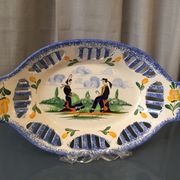 Fruit cup gabriel fourmaintraux breiz pierrick a decor of a couple of bretons