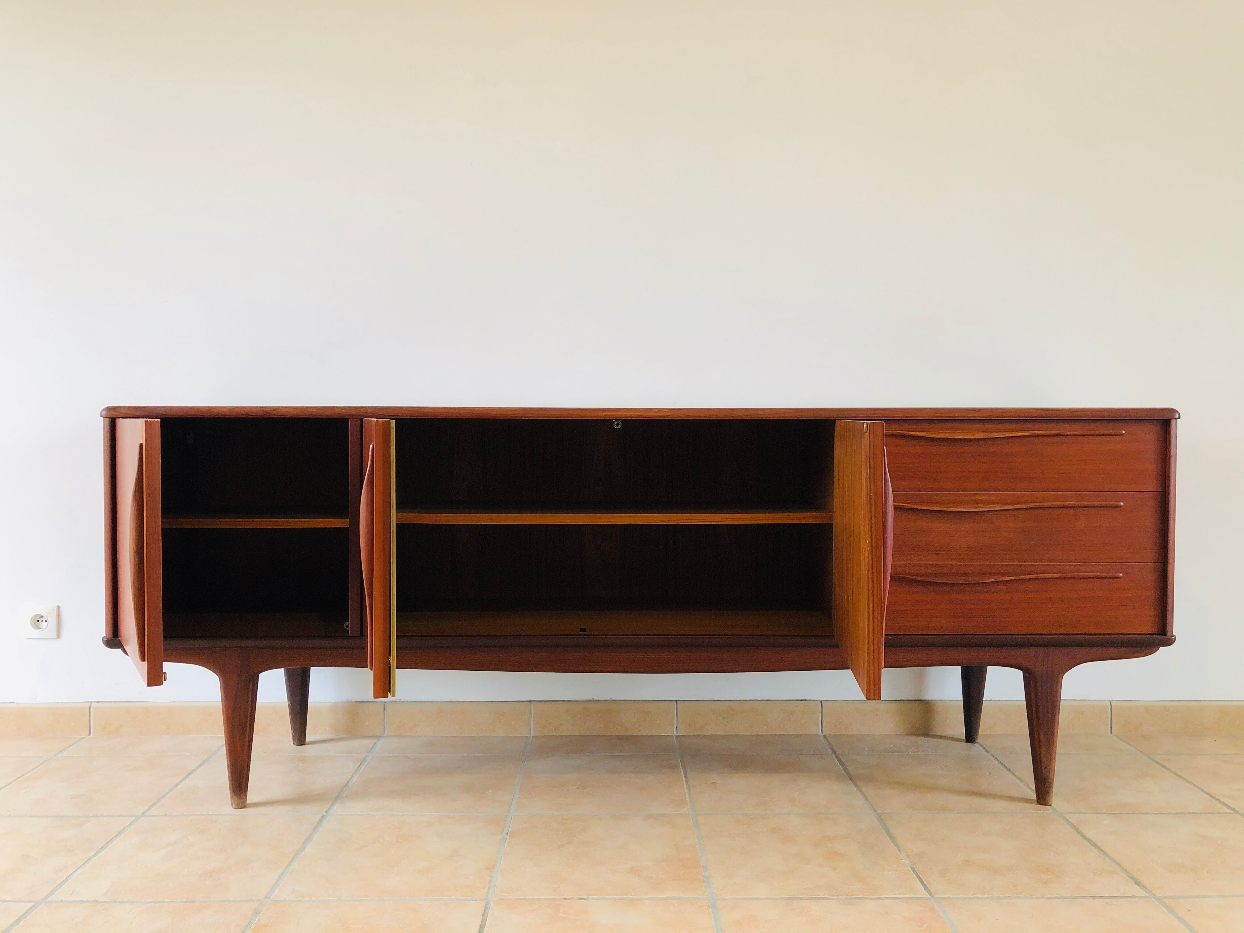 Scandinavian teak line