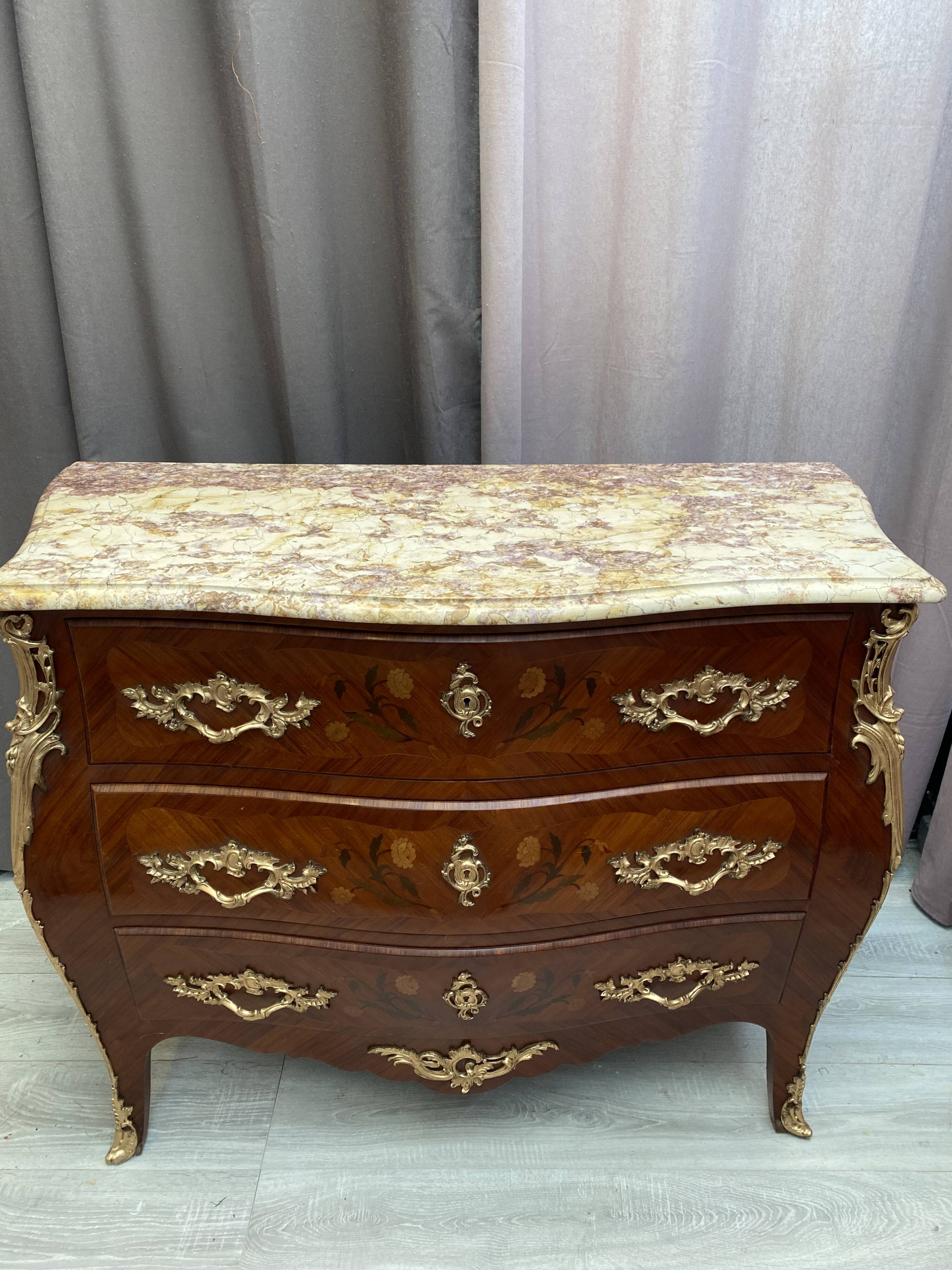 Louis XV commode