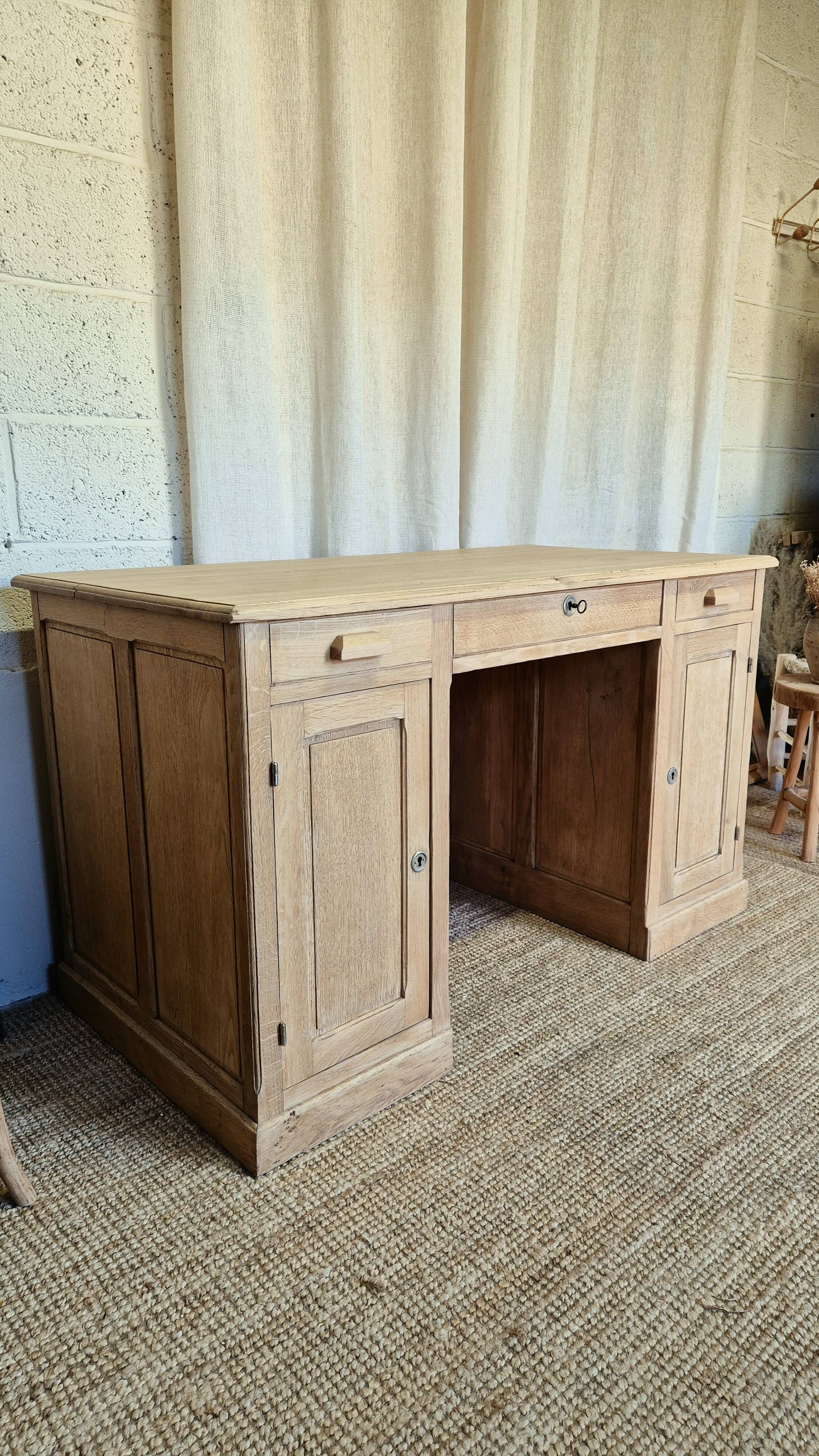Oak desk