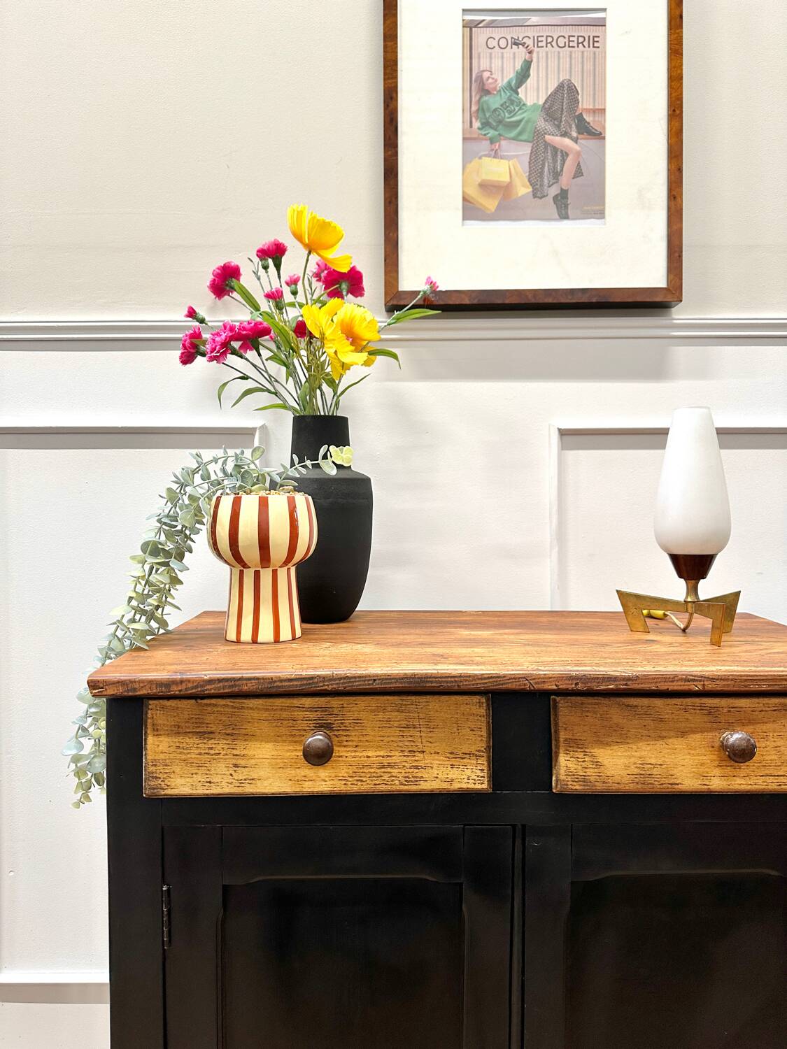 Parisian black and wood sideboard