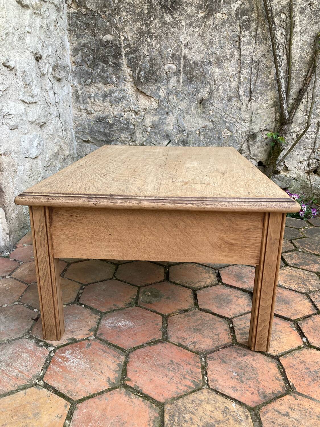 Table basse ancienne en chêne massif