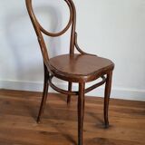 Genuine Thonet heart model n°28 chair, manufactured by Thonet, circa 1900