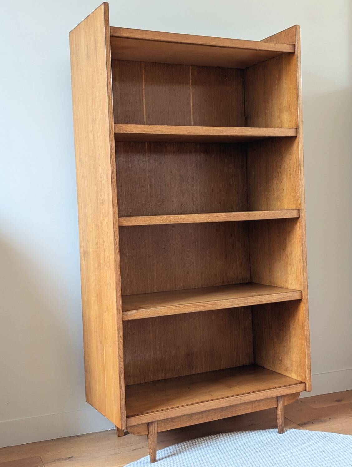 Vintage Danish Scandinavian design bookshelf.