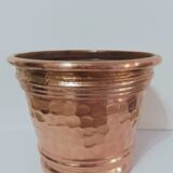 Cache pot en cuivre martelé estampillé "Sela"
