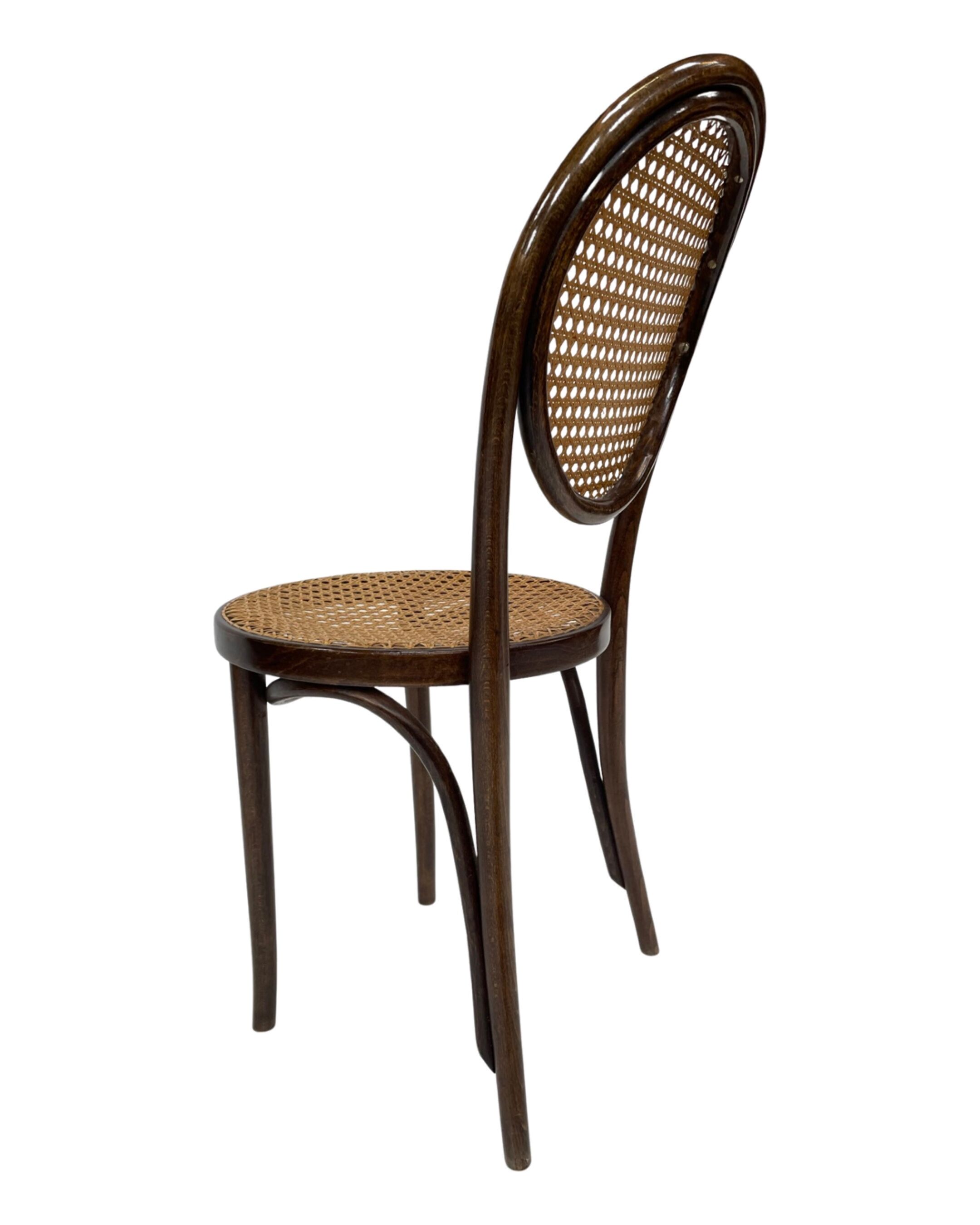 Ensemble vintage de quatre chaises Michael Thonet ZPM Radomsko Design