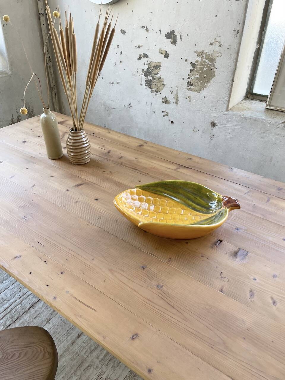 Large ceramic “corn” dish