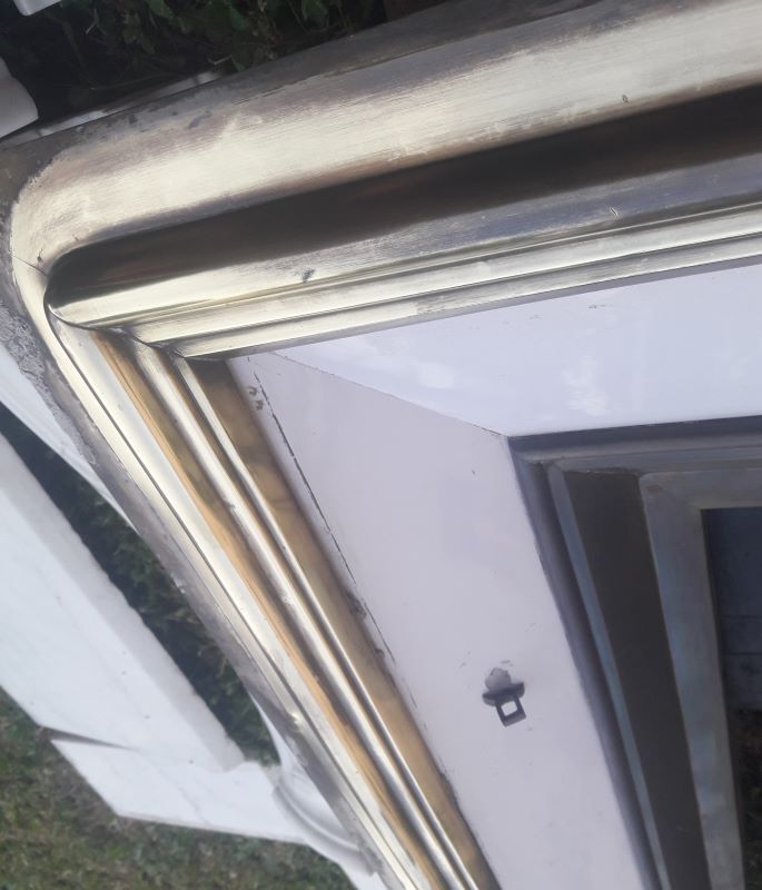 Fireplace XIX ° marble louis XV style with narrowed and floor slabs