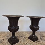Pair of Medici cast iron vases from a bourgeois house - H73cm