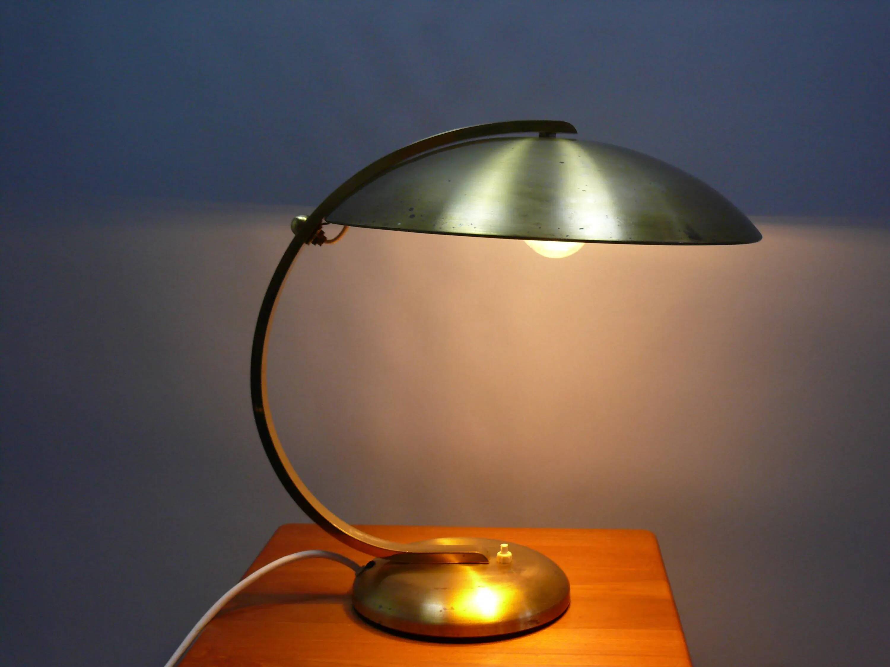 Bauhaus table lamp by Egon Hillebrand, model 5302 - "Gleibo", Germany, 1930s