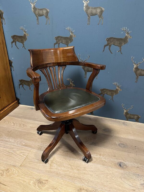 Chaise de bureau classique