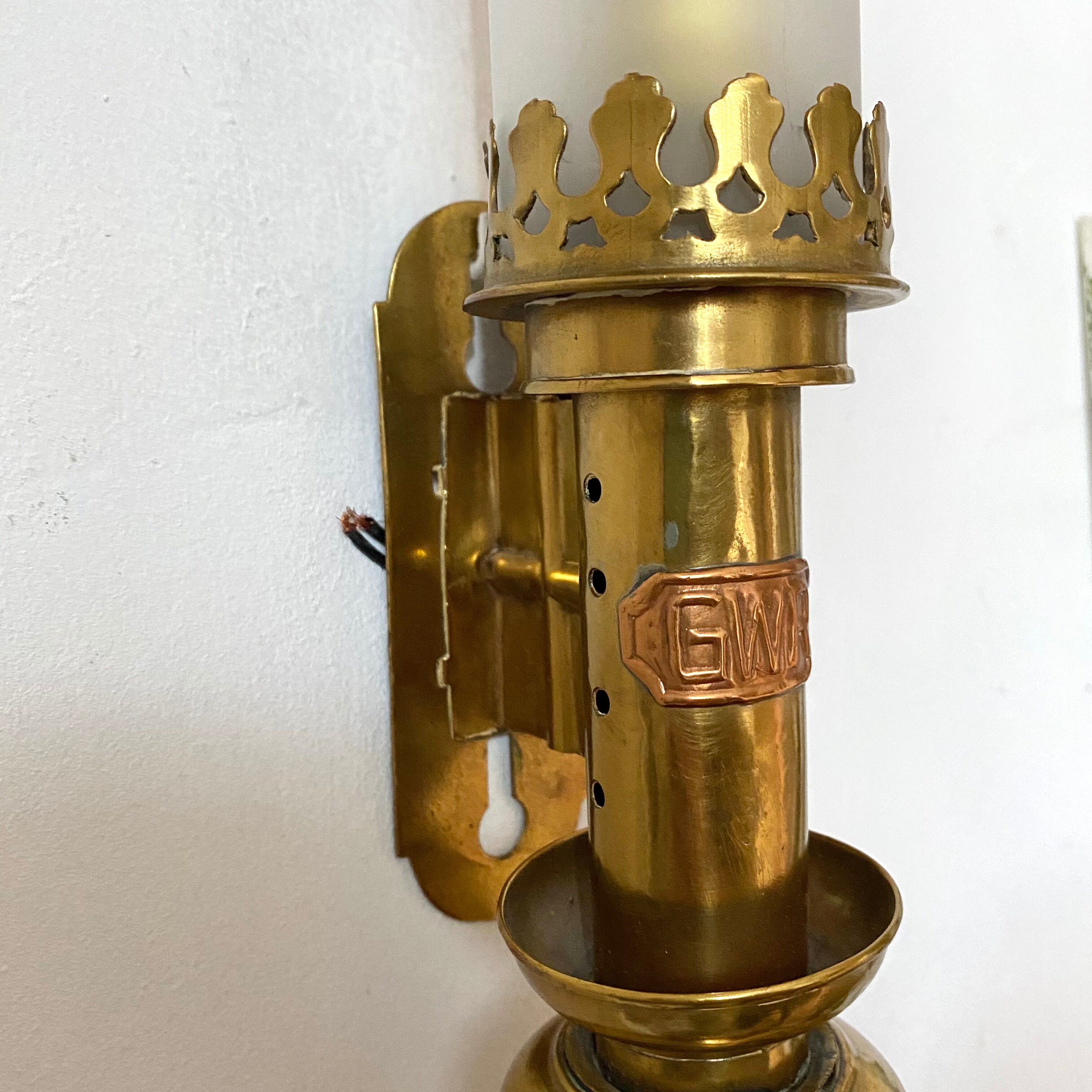Antique brass train wall lamp