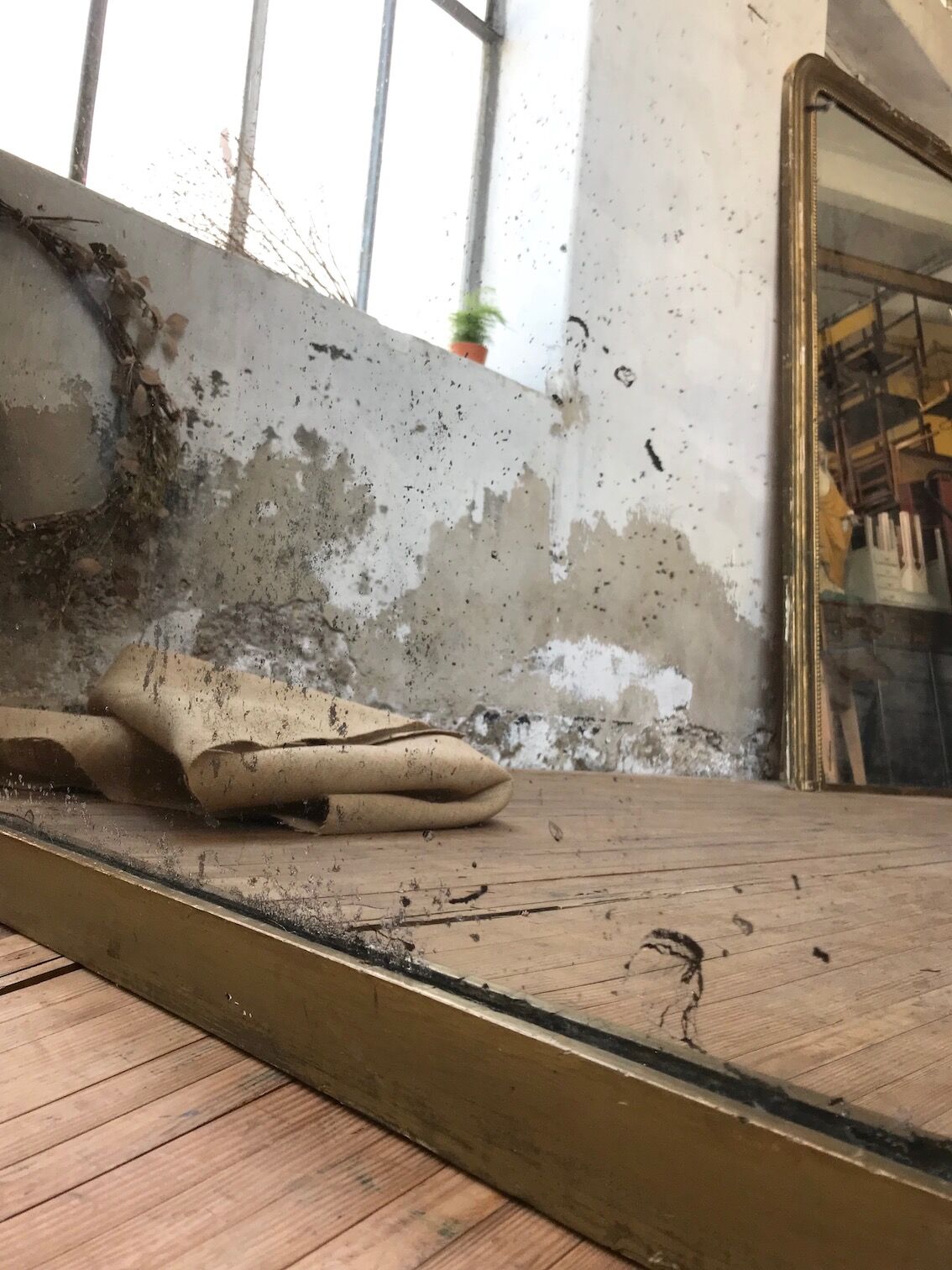 Mirror Louis Philippe flowery 141x180cm