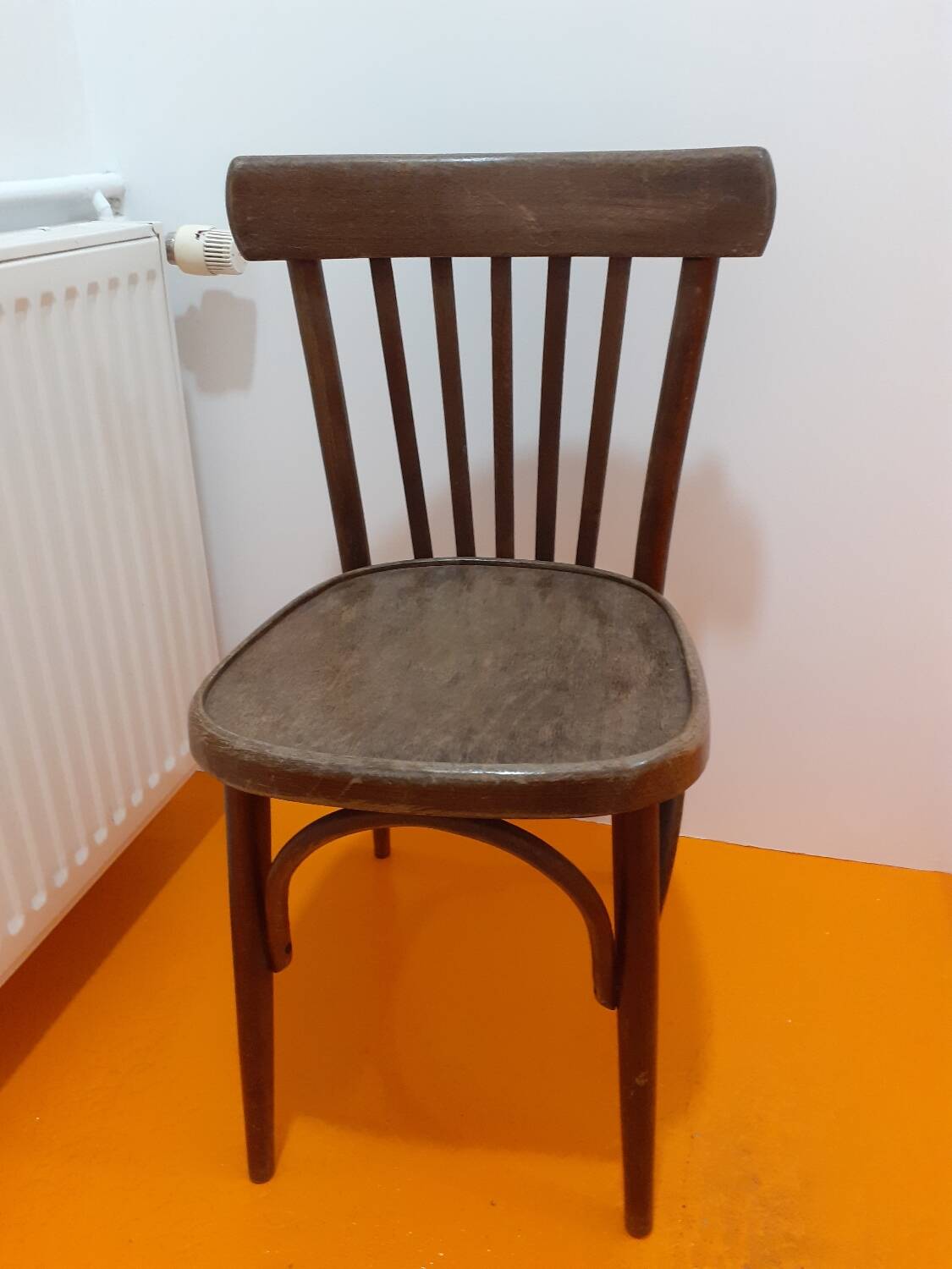 Bistro chair
