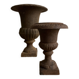 Paire de vases Médicis en fonte