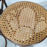 Bar stool