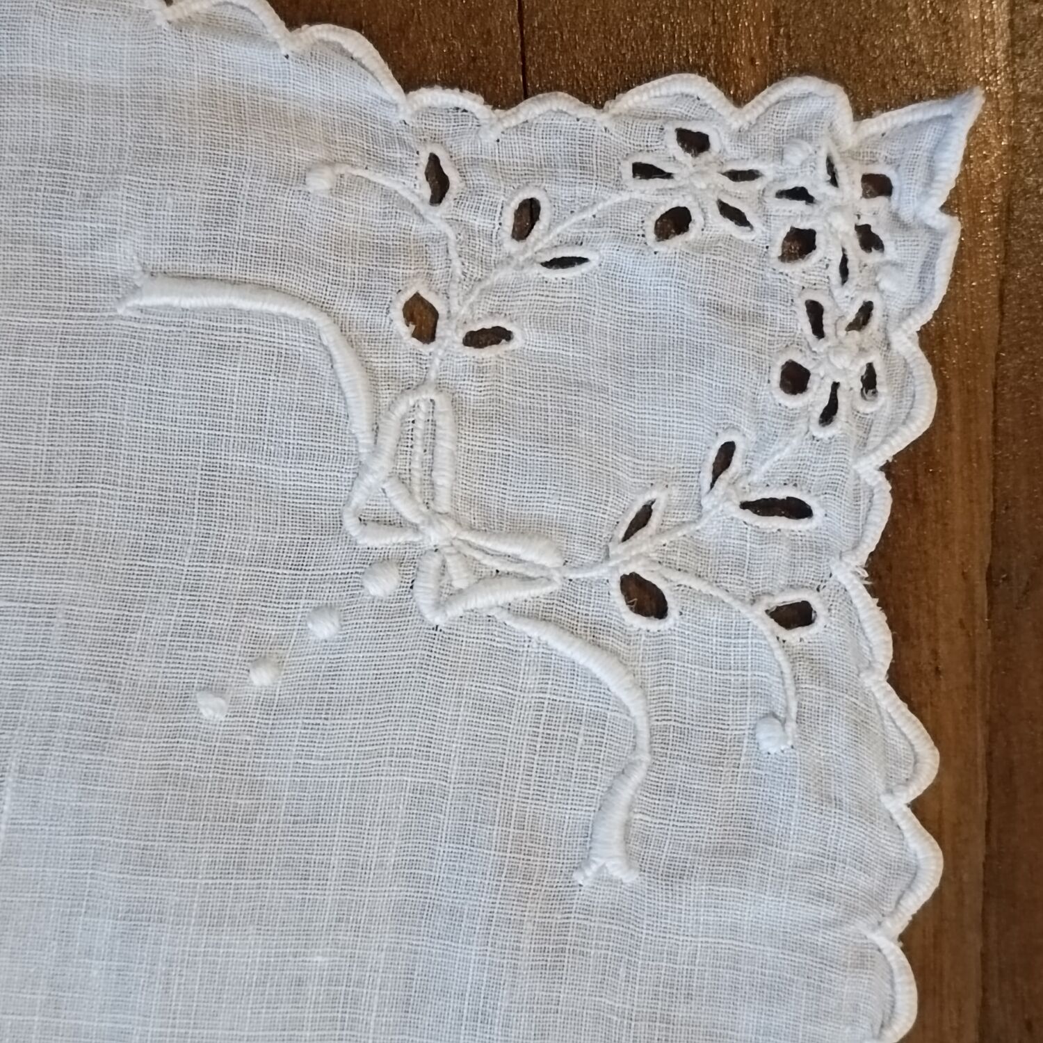 Antique handkerchief with embroidered days