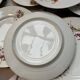 8 assiettes en porcelaine fleurie, fin XIXeme