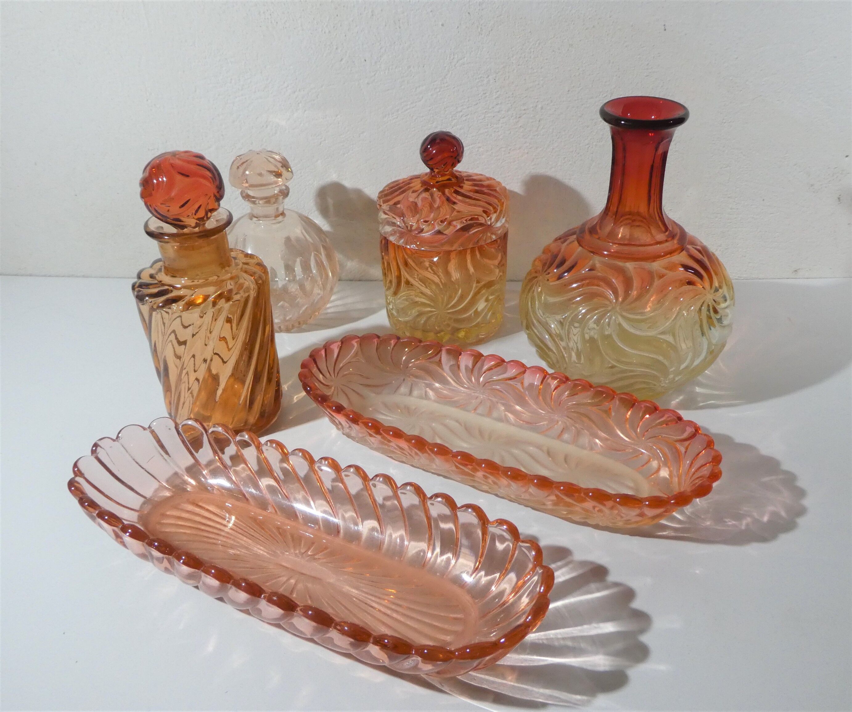 Baccarat vial set