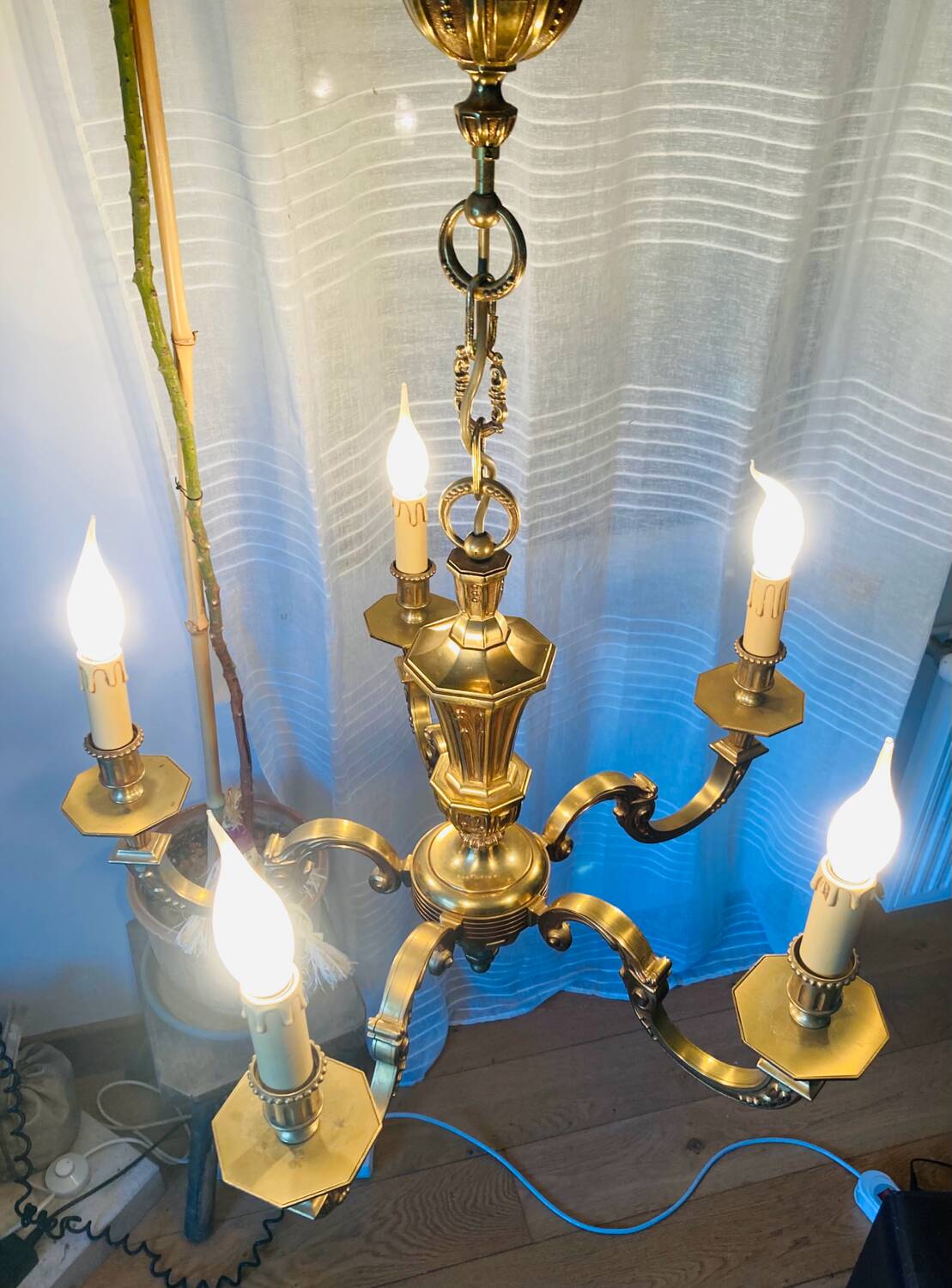Louis XVI chandelier, 20th century, in solid gilded bronze
