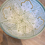 Ceramic salad bowl
