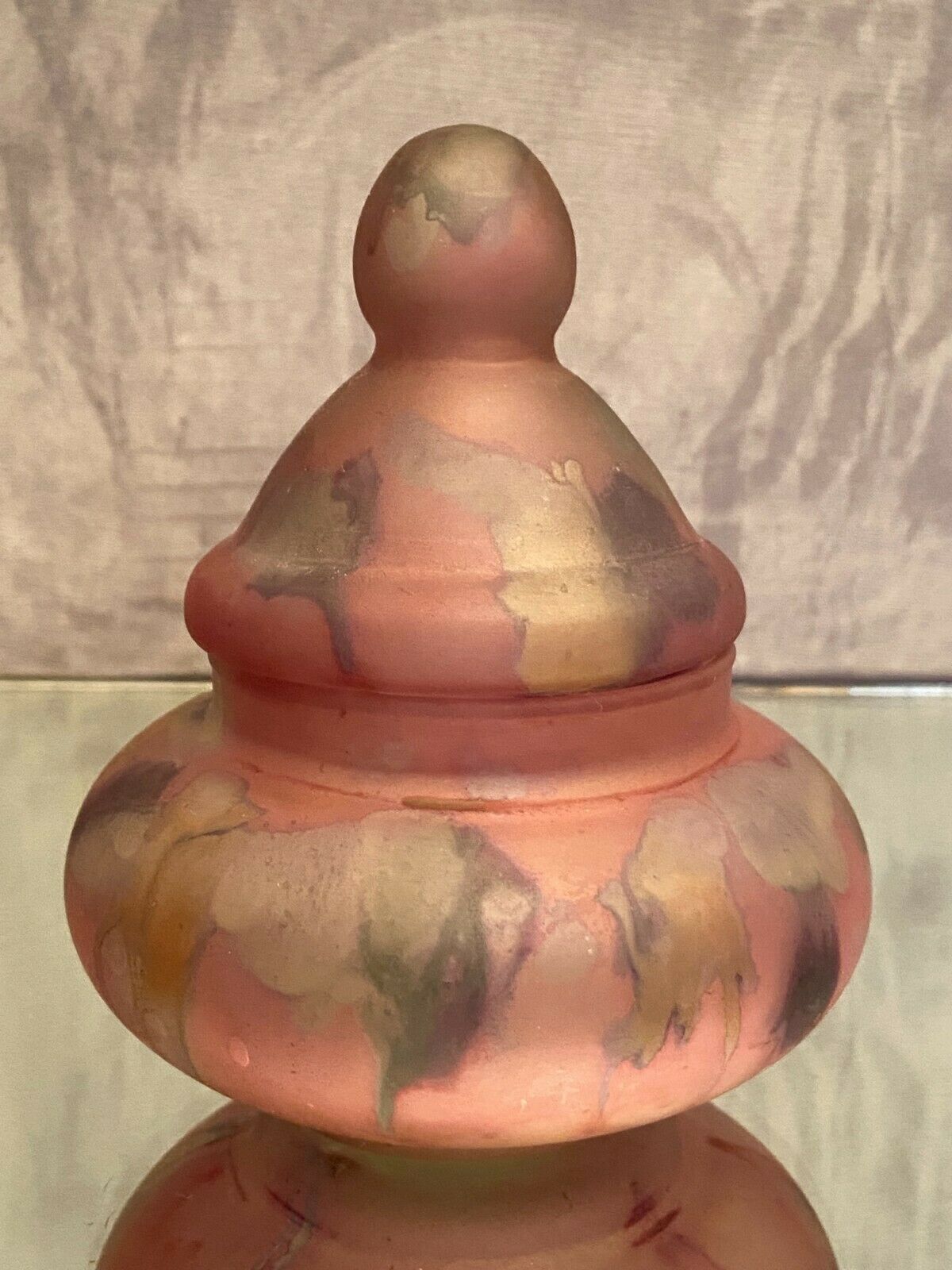 Covered candy jar made of glass paste