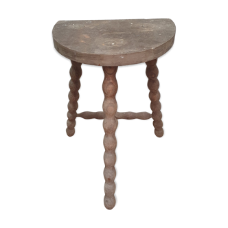 Brutalist treaty stool