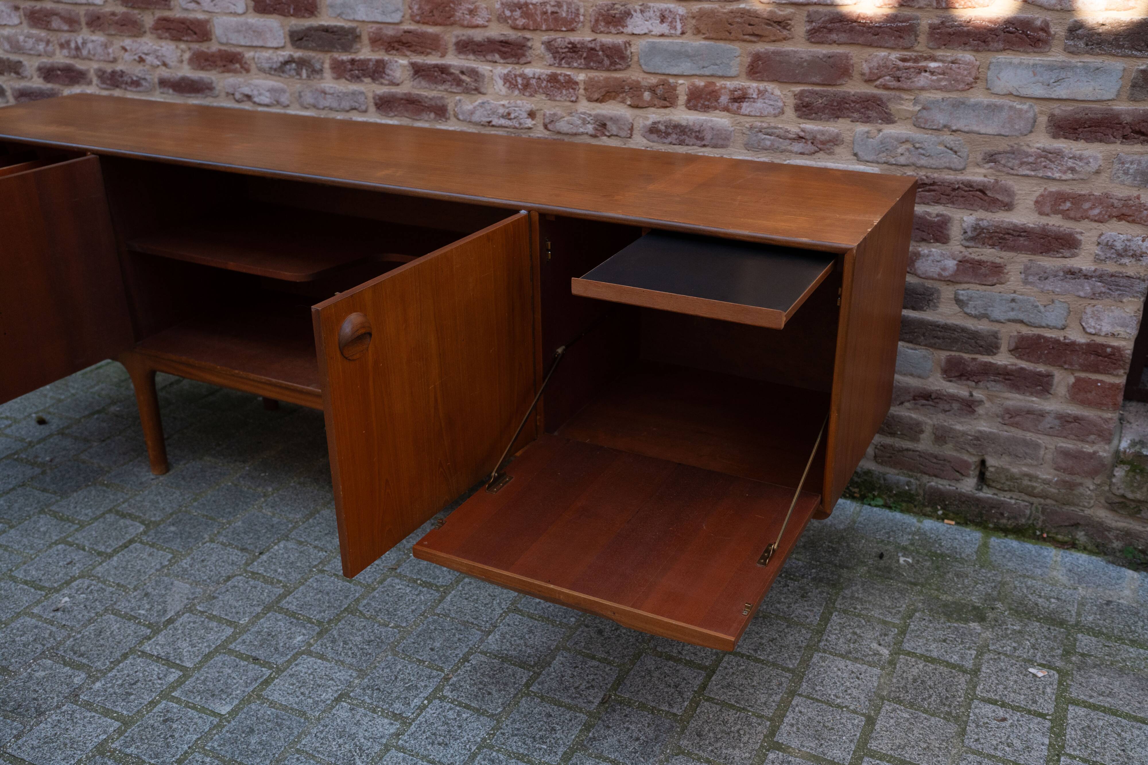 Enfilade vintage par Tom Robertson édition McIntosh, Roayume-Uni