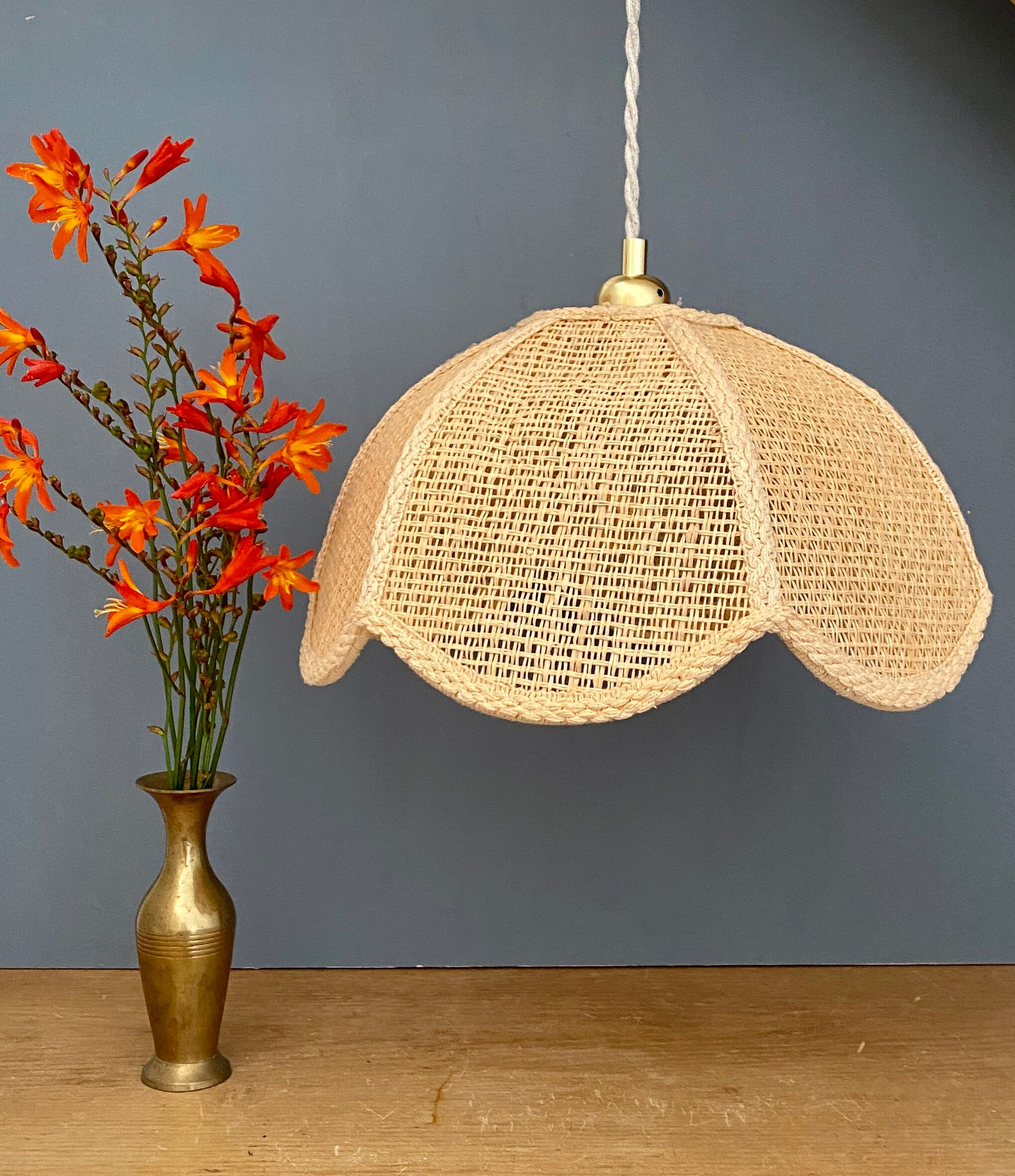 Suspension lamp vintage pink