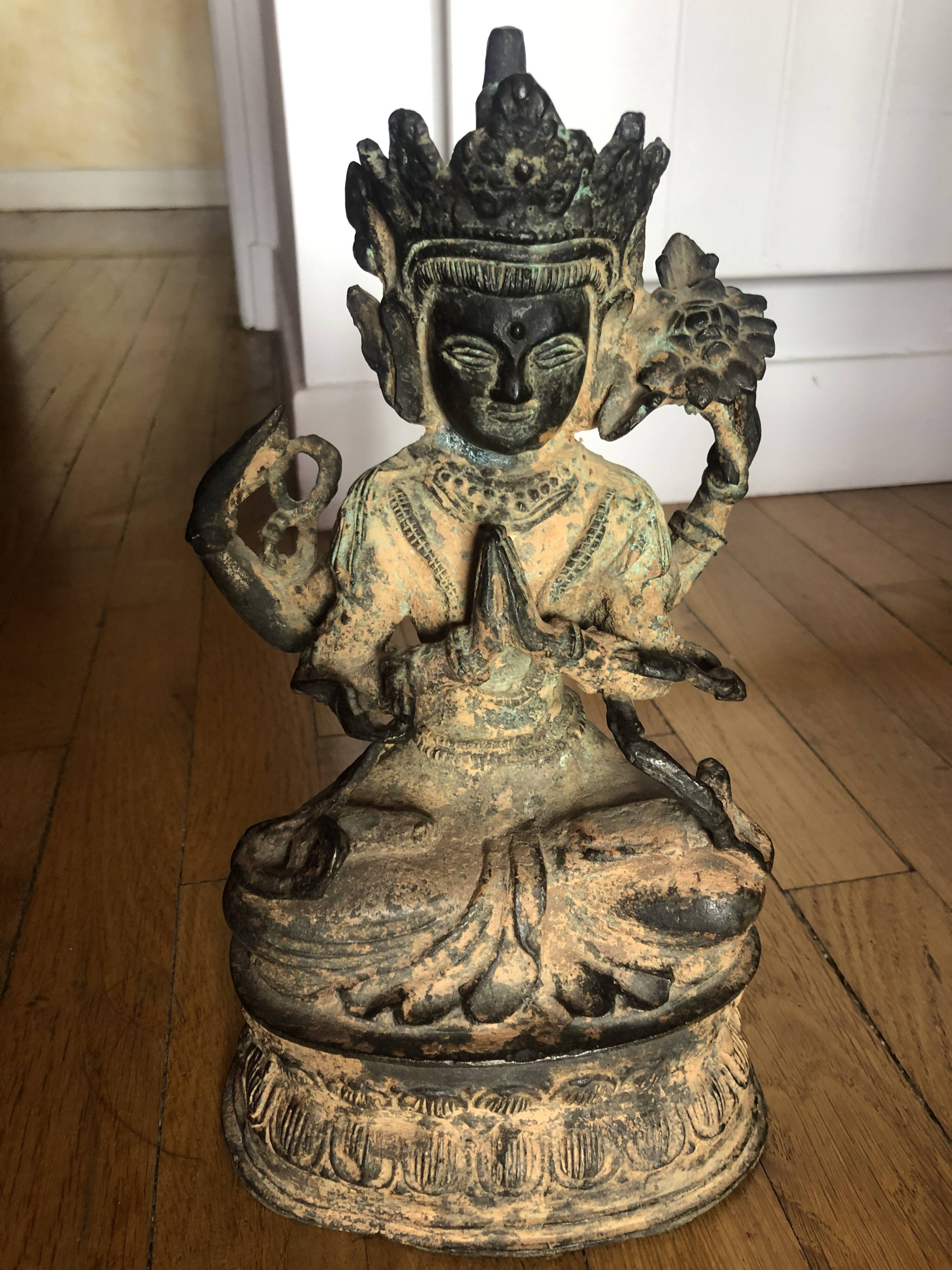 Buddha en bronze