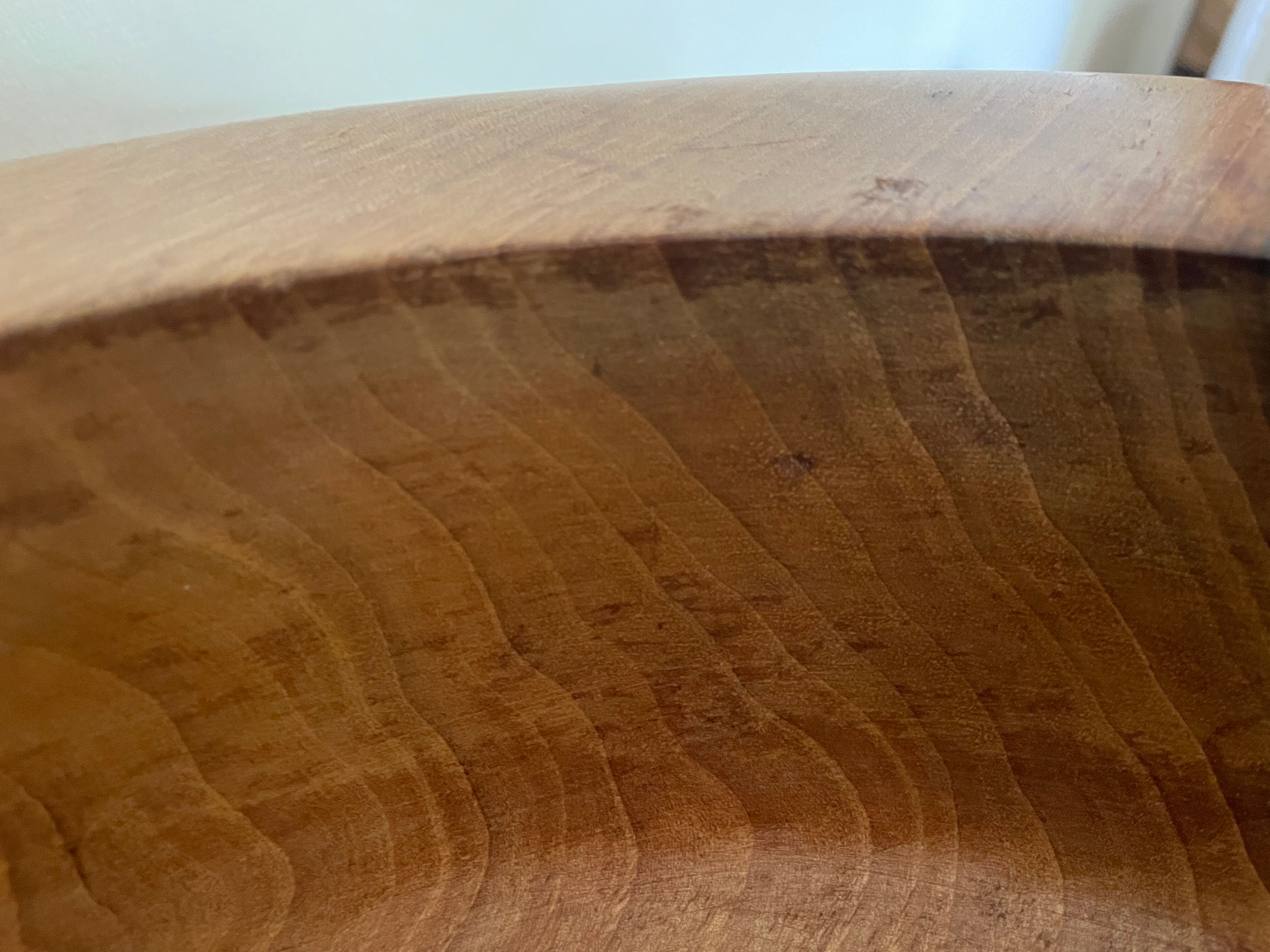 Solid wood fruit basket