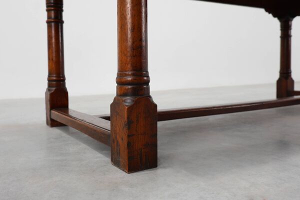 Table de salle à manger en chêne de style provençal français du XIXe siècle
