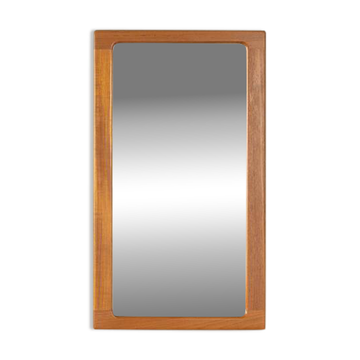 Classic mirror from the 1960s with high-quality solid teak frame